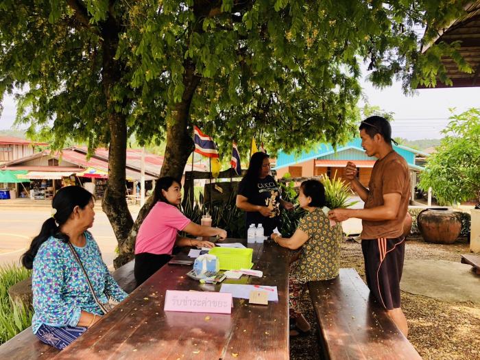  งานจัดเก็บรายได้ กองคลัง ออกหน่วยบริการจัดเก็บค่าขยะมูลฝอยนอกสถานที่ ประจำปี 2567 ณ บ้านปากเนียม หมู่ 5 ตำบลห้วยพิชัย