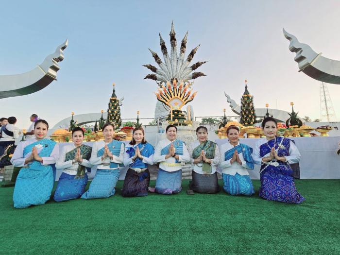 องค์การบริหารส่วนตำบลห้วยพิชัยเข้าร่วม พิธีรำบวงสรวงพญาอนันตรนาคาธิบดี  ในงานเทศกาลลอยกระทง “สายน้ำแห่งชีวิต ลอยกระทงสองฝั่งโขง ประจำปี 2567” 
